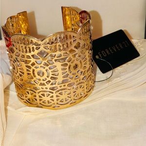 Gold Metal Lace Wide Cuff Chunky Forever 21 Bracelet Vintage New NWT 2.25” Wide